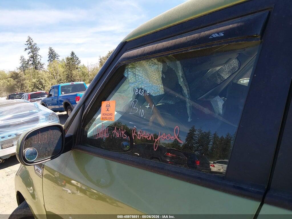 KNDJN2A20F7770541 2015 KIA SOUL photo no. 6