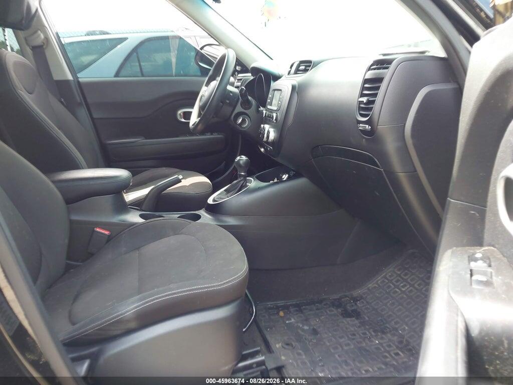 KNDJN2A24F7209372 2015 KIA SOUL photo no. 5