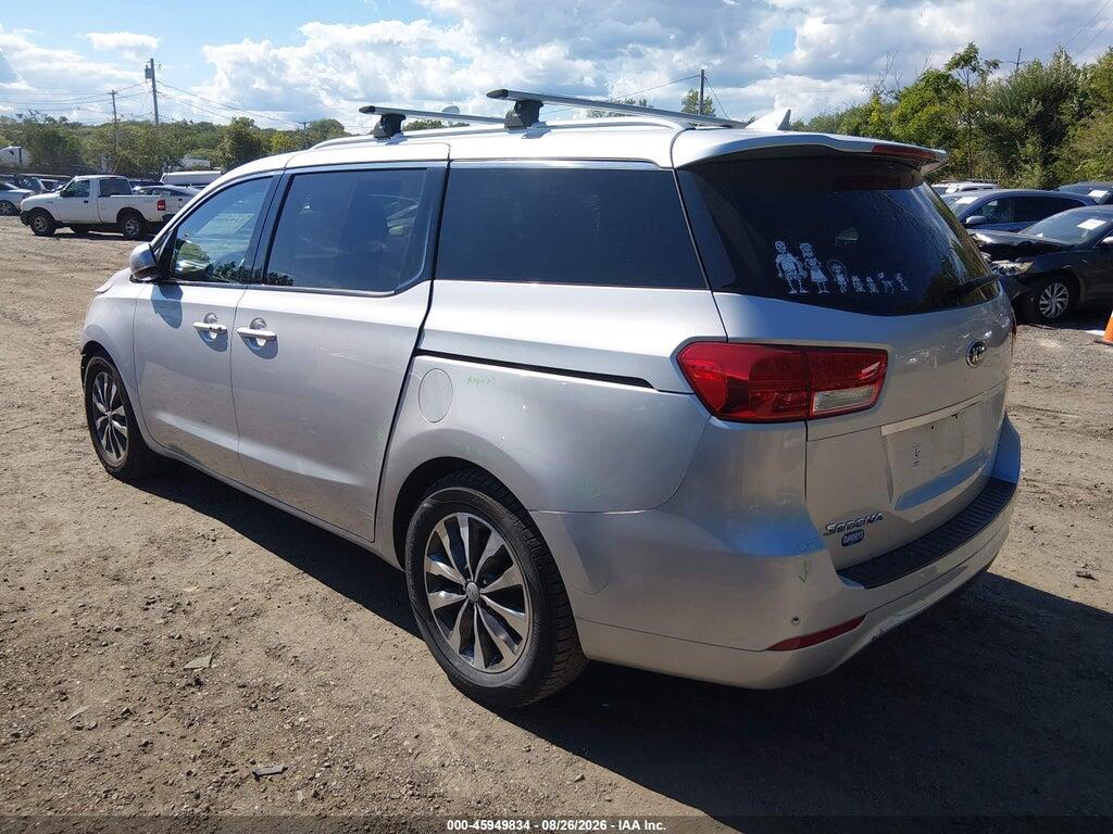 KNDMC5C15J6423391 2018 KIA SEDONA photo no. 3