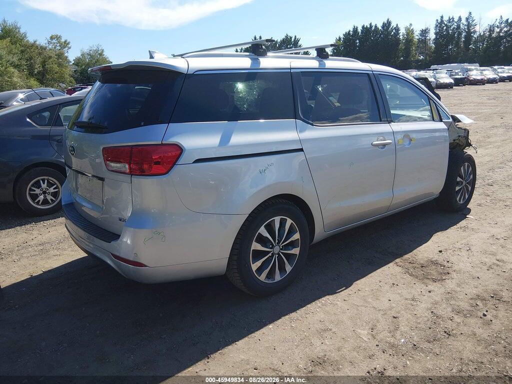 KNDMC5C15J6423391 2018 KIA SEDONA photo no. 4