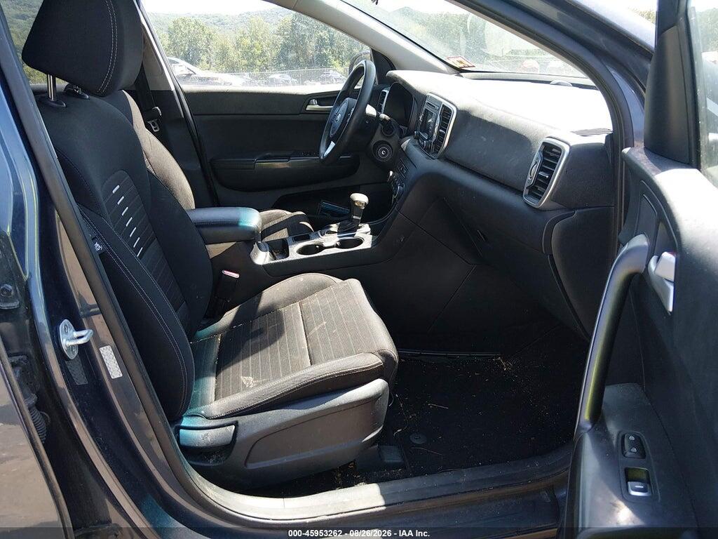 KNDPMCAC1J7368189 2018 KIA SPORTAGE photo no. 5