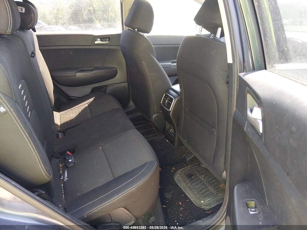 KNDPMCAC1J7368189 2018 KIA SPORTAGE photo no. 8