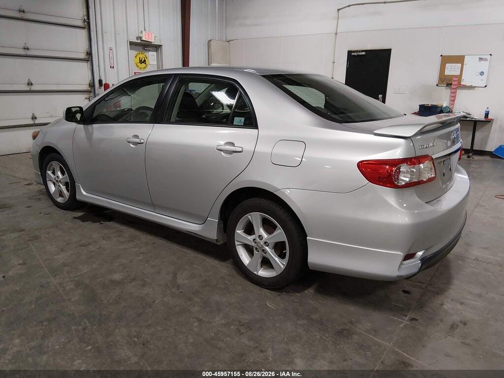 5YFBU4EE4DP080486 2013 TOYOTA COROLLA photo no. 3