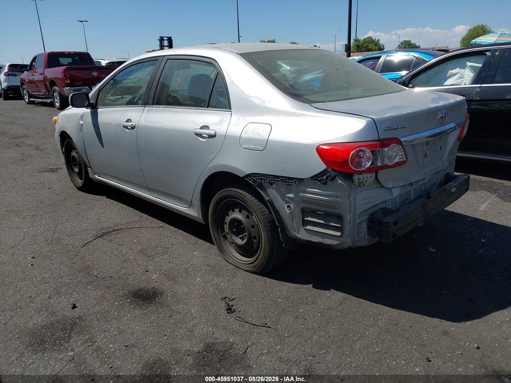 5YFBU4EE5DP091268 2013 TOYOTA COROLLA photo no. 3
