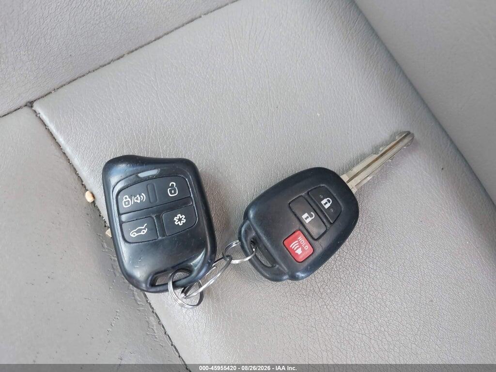 2T3RFREV2DW026700 2013 TOYOTA RAV4 photo no. 11