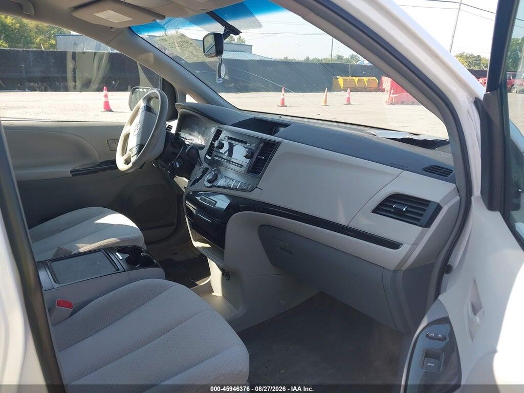 5TDKK3DC9DS321093 2013 TOYOTA SIENNA photo no. 5
