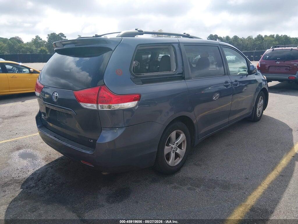 5TDKK3DC9DS355888 2013 TOYOTA SIENNA photo no. 4