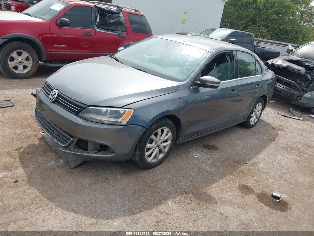 3VWDX7AJ4DM365746 2013 VOLKSWAGEN JETTA photo no. 2