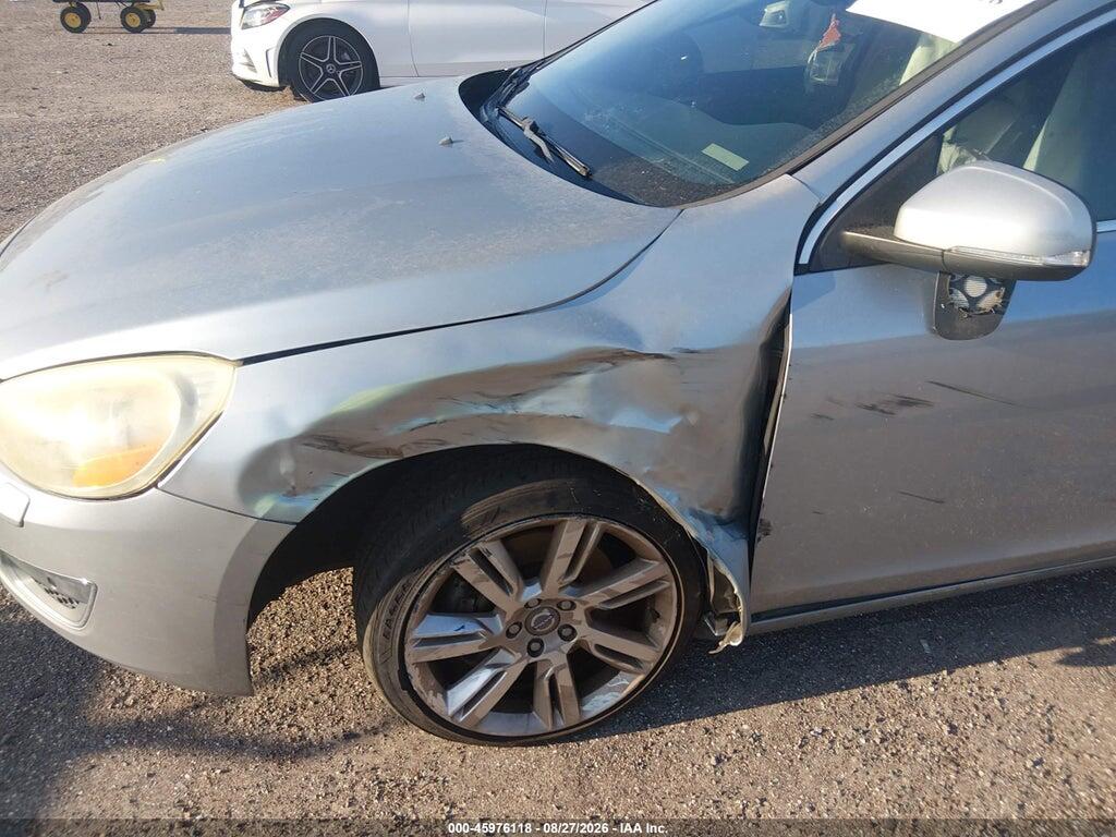 YV1902FH2D2196057 2013 VOLVO S60 photo no. 6