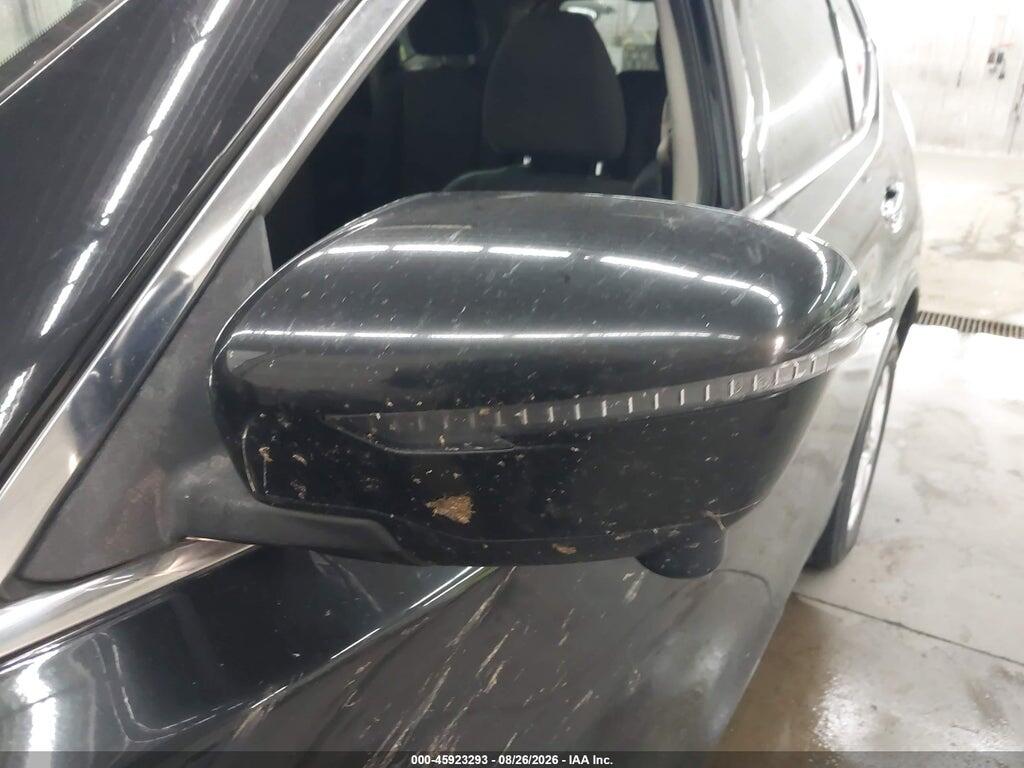 KNMAT2MV7GP690926 2016 NISSAN ROGUE photo no. 12