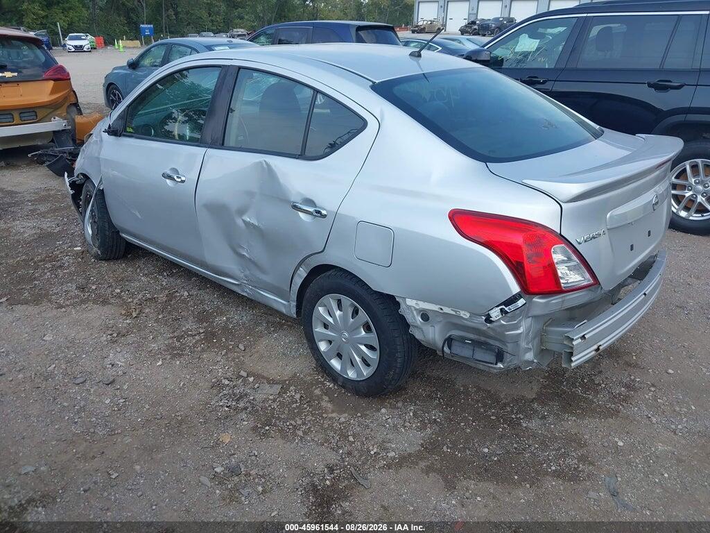 3N1CN7AP3KL843069 2019 NISSAN VERSA photo no. 3