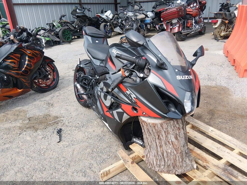2021 SUZUKI GSX-R1000 JS1DM11H8M7100399