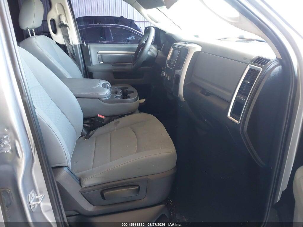 1C6RR6TT2KS722218 2019 RAM 1500 CLASSIC photo no. 5