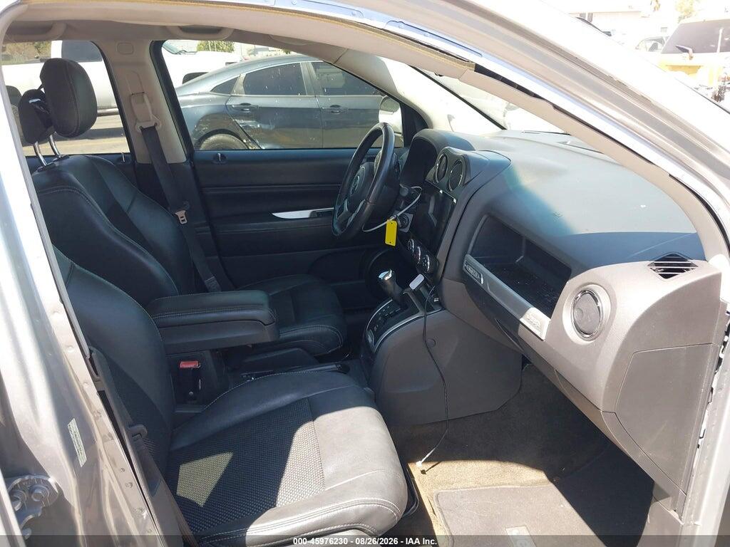 1C4NJDEBXHD167541 2017 JEEP COMPASS photo no. 5