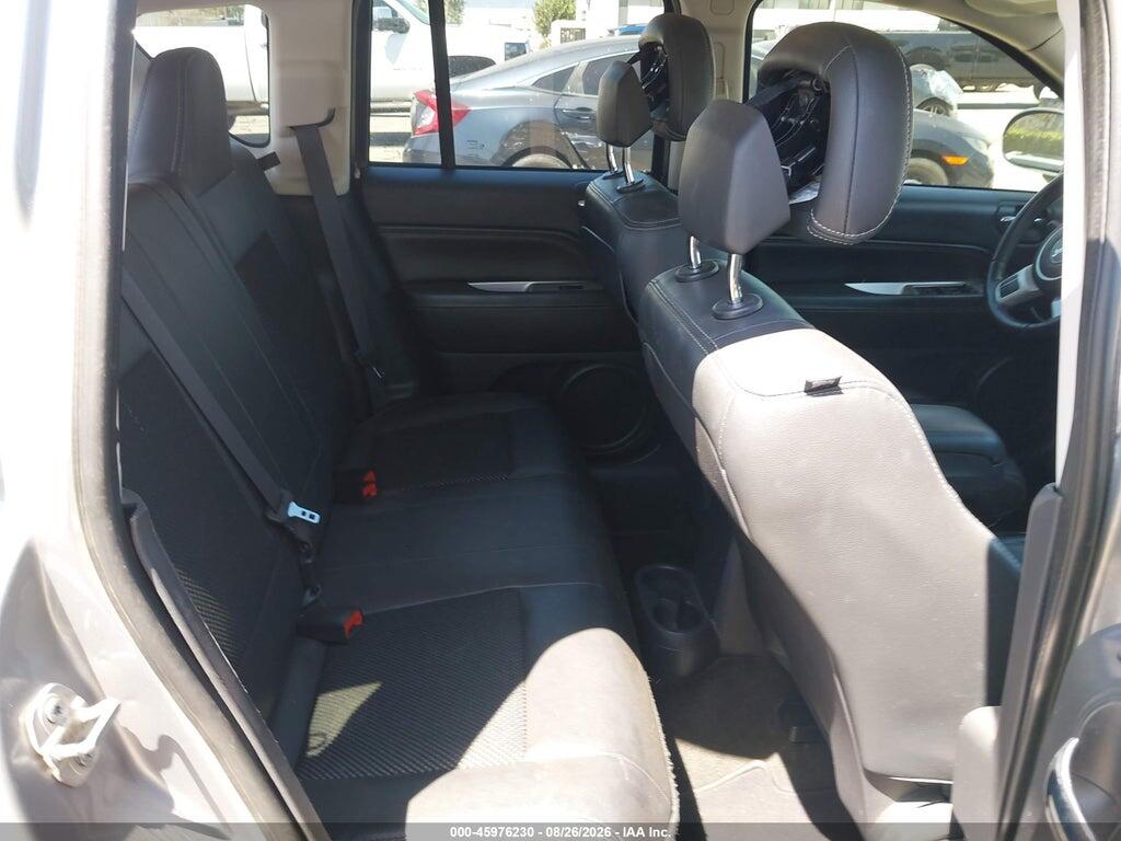 1C4NJDEBXHD167541 2017 JEEP COMPASS photo no. 8