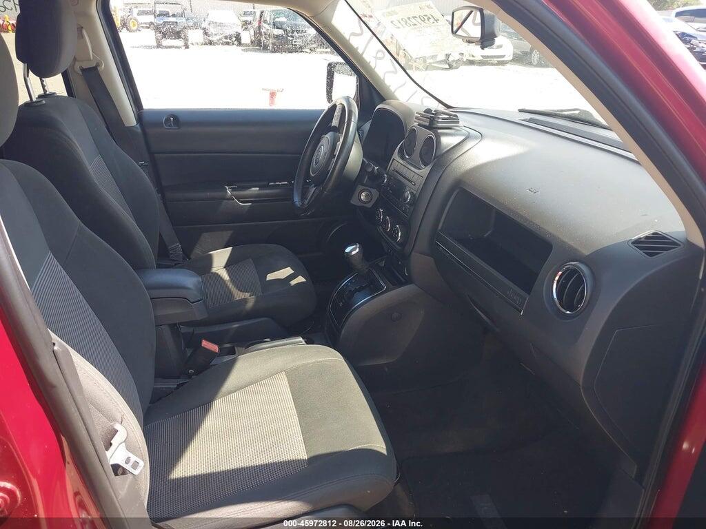 1C4NJPFB1HD184602 2017 JEEP PATRIOT photo no. 5