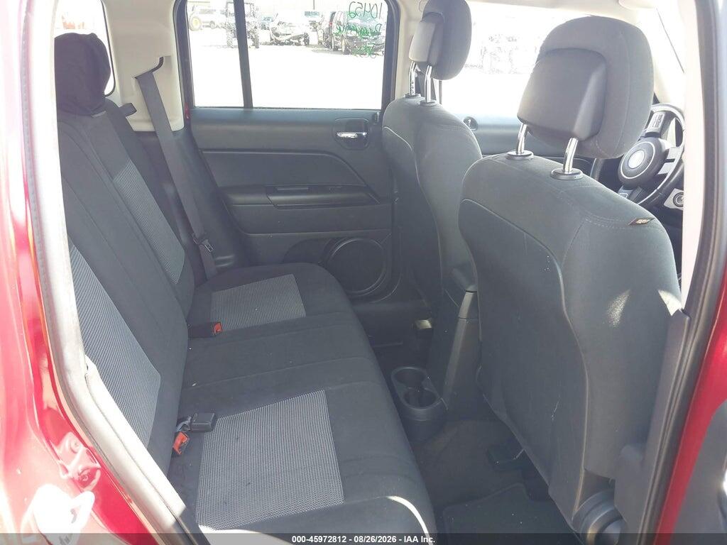 1C4NJPFB1HD184602 2017 JEEP PATRIOT photo no. 8