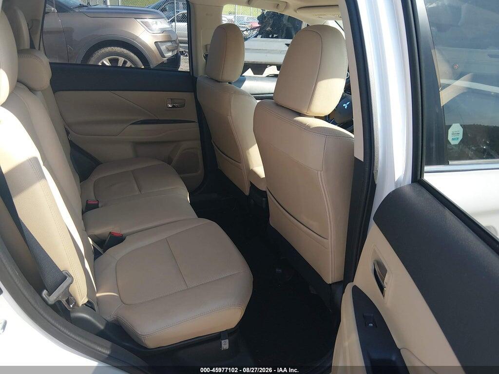 JA4AD3A37JZ067754 2018 MITSUBISHI OUTLANDER photo no. 8