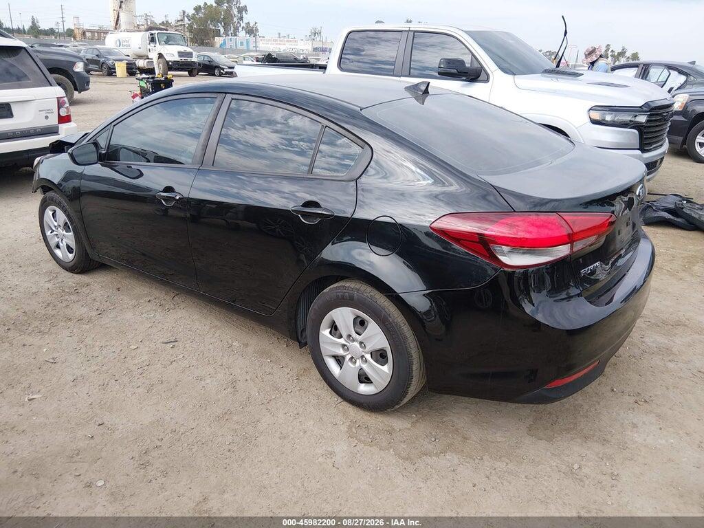 3KPFL4A7XHE123389 2017 KIA FORTE photo no. 3