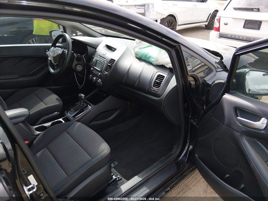 3KPFL4A7XHE123389 2017 KIA FORTE photo no. 5