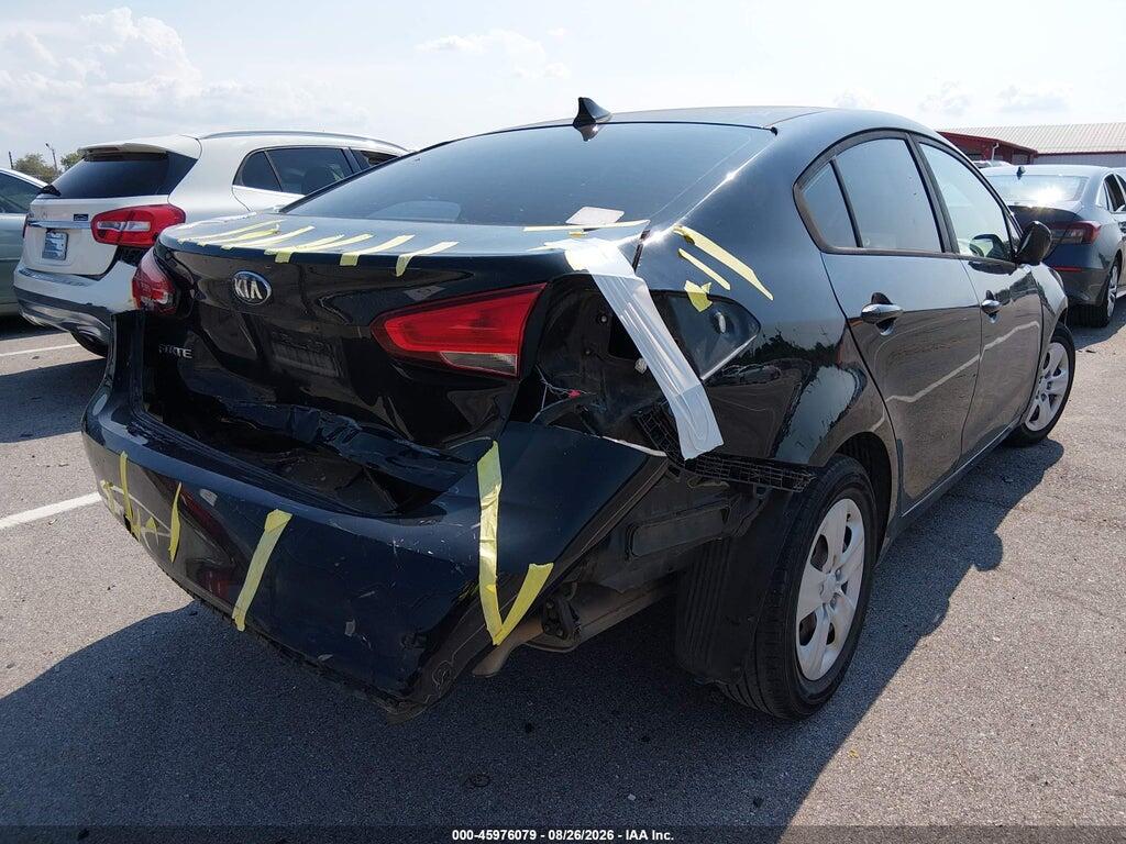 3KPFK4A73HE028322 2017 KIA FORTE photo no. 4