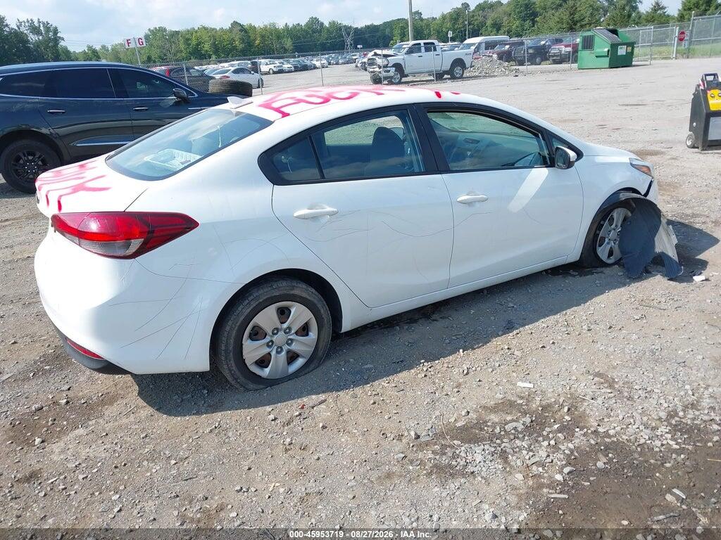 3KPFK4A73HE069923 2017 KIA FORTE photo no. 4