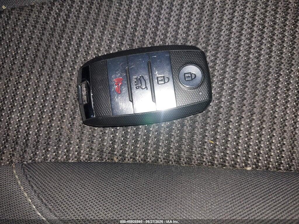 KNDCB3LC5H5073247 2017 KIA NIRO photo no. 11