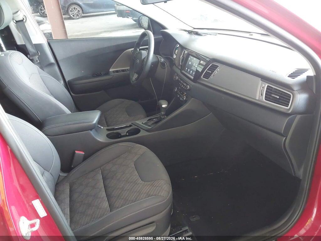 KNDCB3LC5H5073247 2017 KIA NIRO photo no. 5