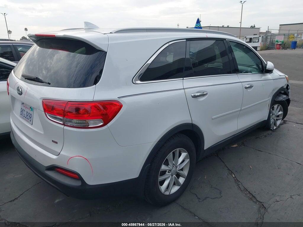 5XYPG4A32HG244670 2017 KIA SORENTO photo no. 4