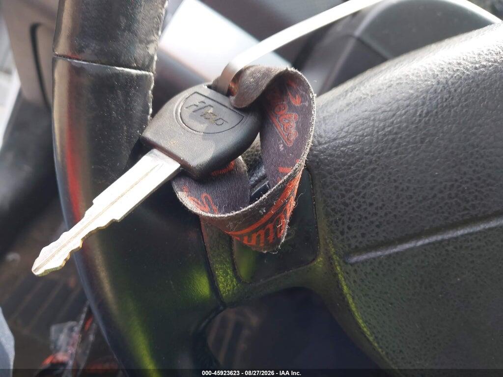 KL1TG5DE1BB112137 2011 CHEVROLET AVEO photo no. 11