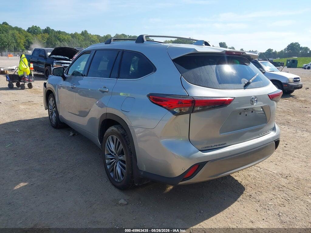 5TDFZRBH3MS110034 2021 TOYOTA HIGHLANDER photo no. 3