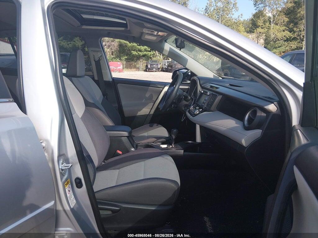 2T3RFREV8EW206409 2014 TOYOTA RAV4 photo no. 5