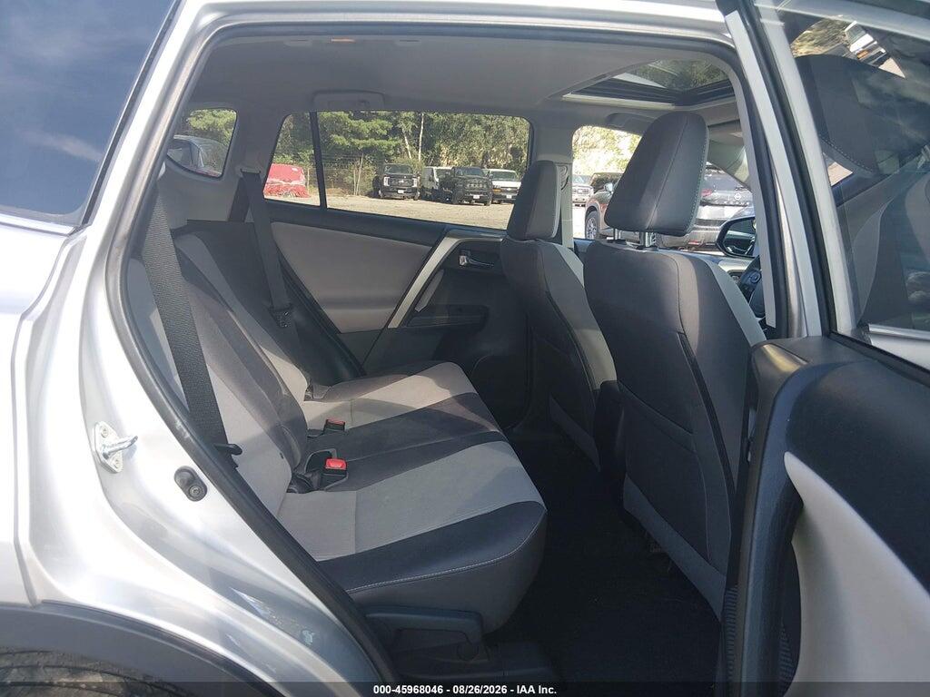 2T3RFREV8EW206409 2014 TOYOTA RAV4 photo no. 8