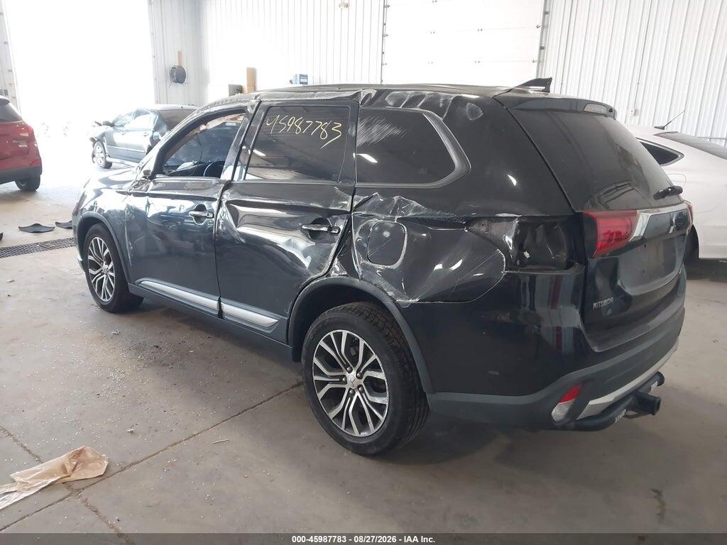 JA4AZ2A36HZ042995 2017 MITSUBISHI OUTLANDER photo no. 3