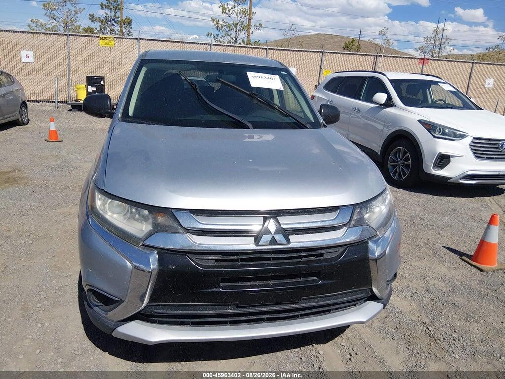 JA4AZ2A37HZ070529 2017 MITSUBISHI OUTLANDER photo no. 12