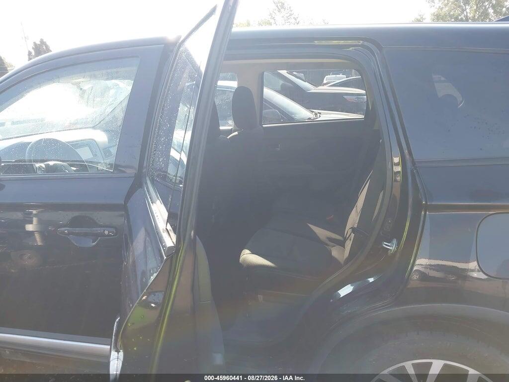 JA4AD2A35HZ046020 2017 MITSUBISHI OUTLANDER photo no. 8