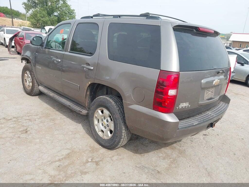 1GNSCAE07BR337205 2011 CHEVROLET TAHOE photo no. 3