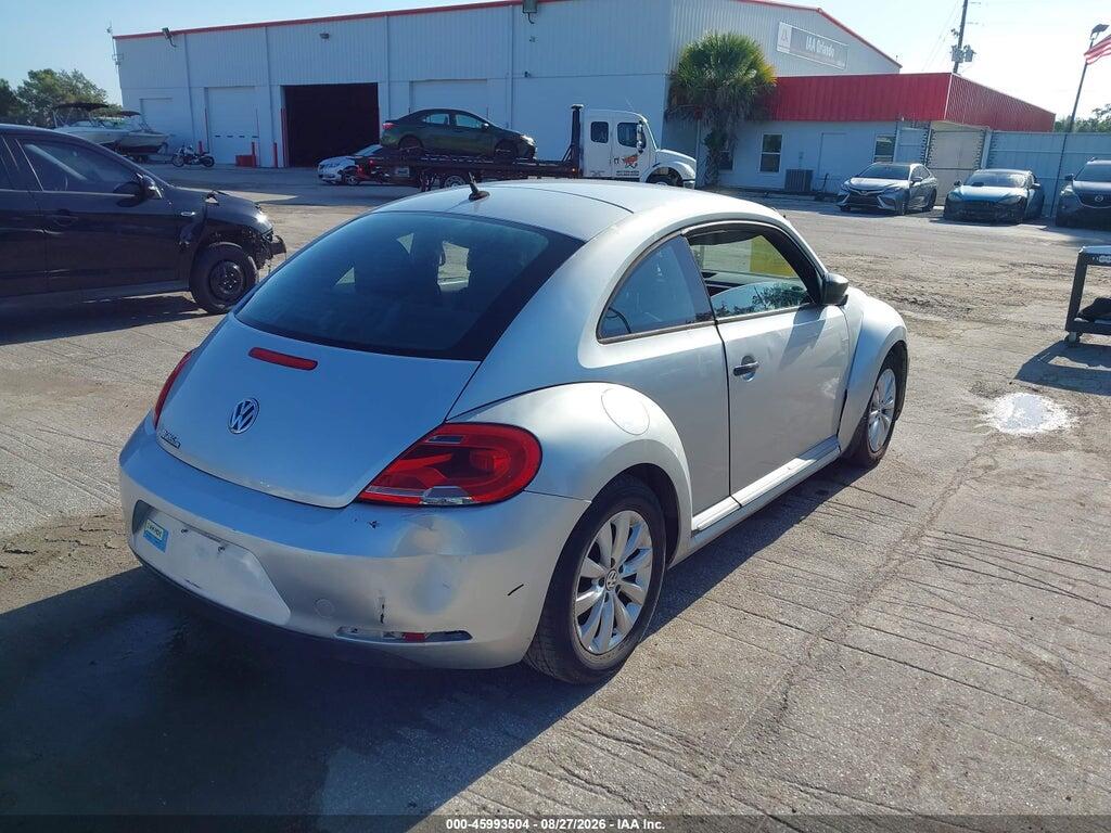 3VWFP7AT6EM623664 2014 VOLKSWAGEN BEETLE photo no. 4