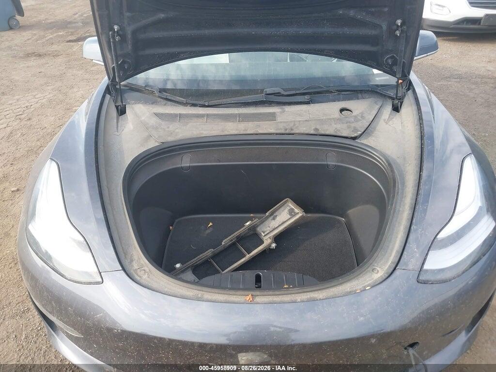 5YJ3E1EB5JF100418 2018 TESLA MODEL 3 photo no. 10