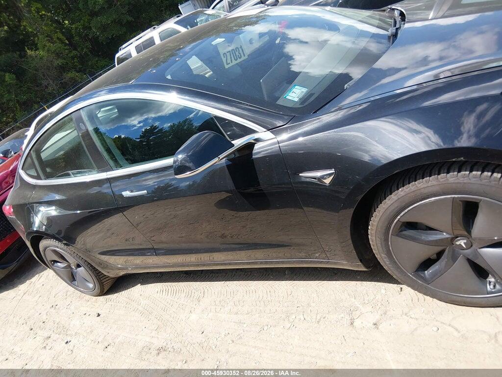 5YJ3E1EB7JF119021 2018 TESLA MODEL 3 photo no. 12