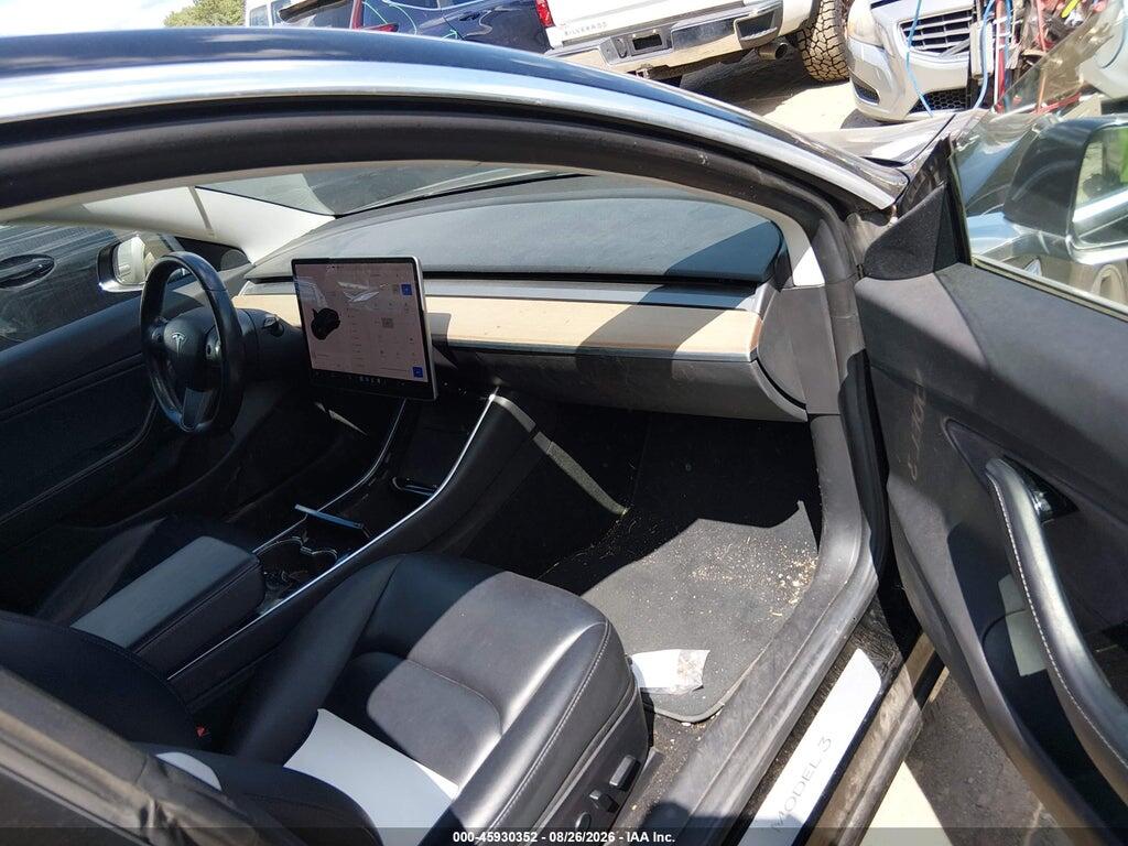 5YJ3E1EB7JF119021 2018 TESLA MODEL 3 photo no. 5