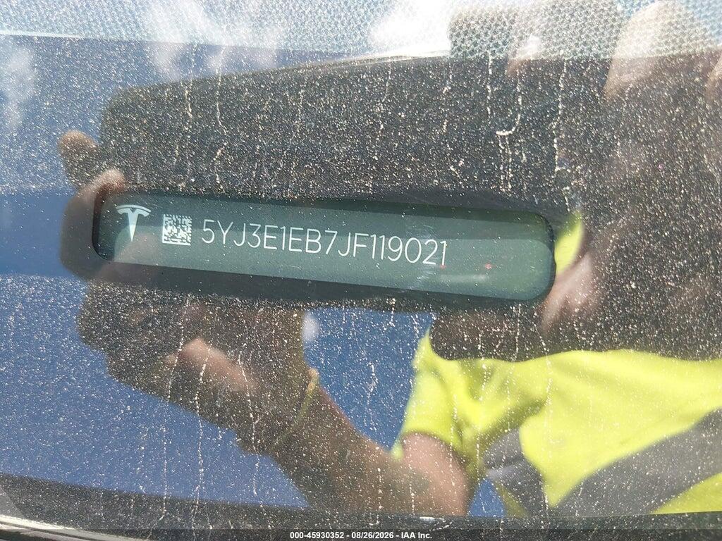 5YJ3E1EB7JF119021 2018 TESLA MODEL 3 photo no. 8