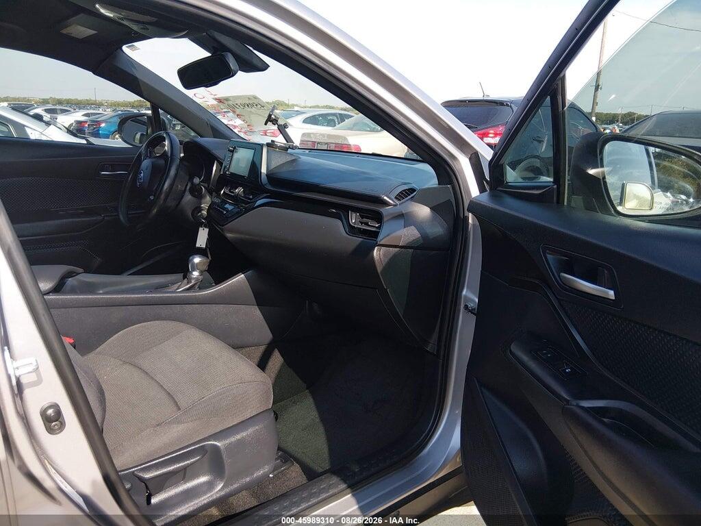 NMTKHMBX6JR005994 2018 TOYOTA C-HR photo no. 5