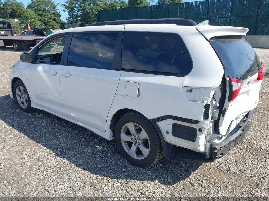 5TDKZ3DC2KS994350 2019 TOYOTA SIENNA photo no. 3