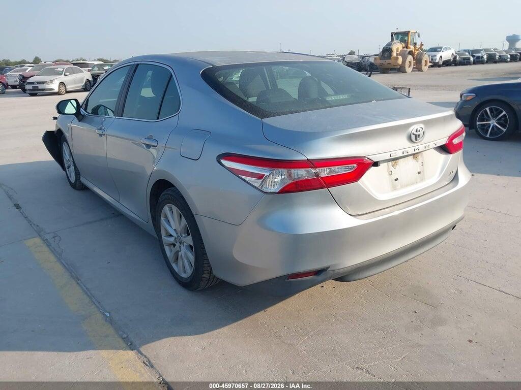 4T1B11HK1JU577434 2018 TOYOTA CAMRY photo no. 3