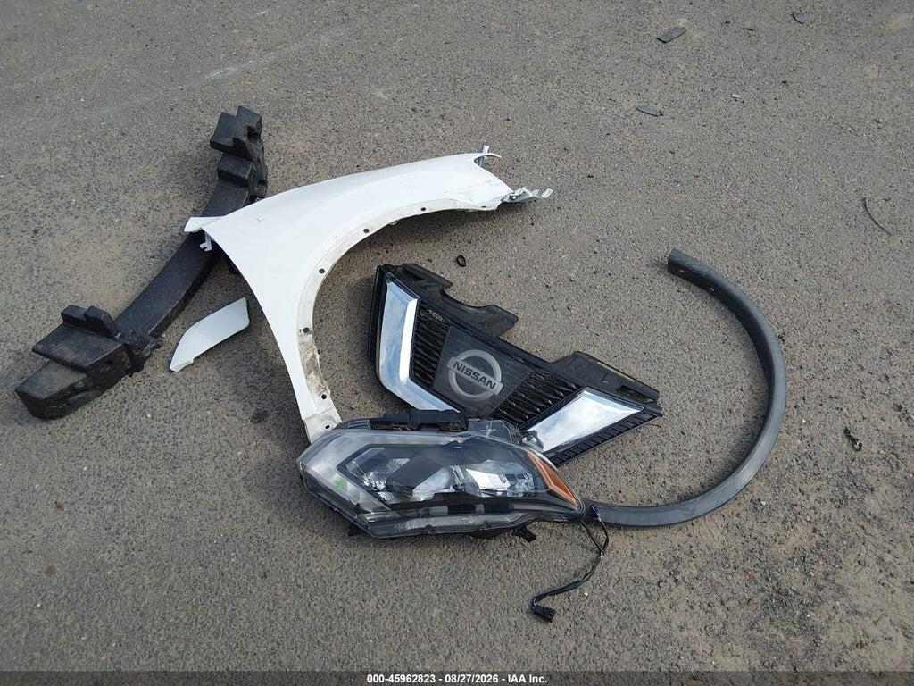KNMAT2MV0HP600761 2017 NISSAN ROGUE photo no. 12