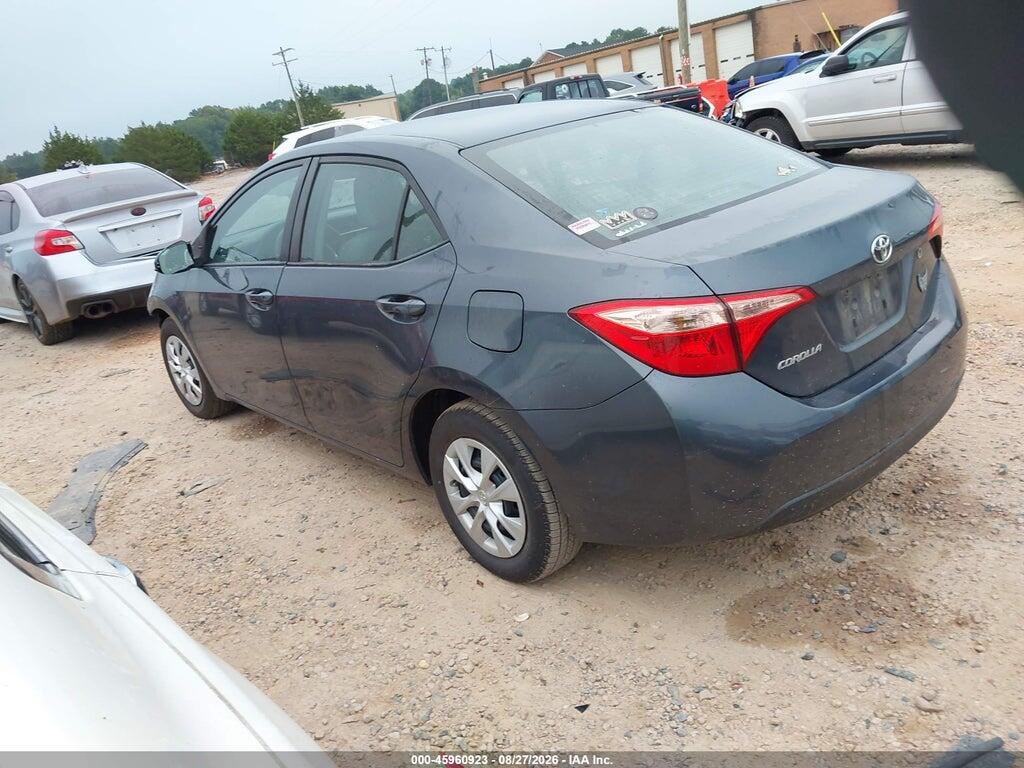 5YFBURHE3JP852271 2018 TOYOTA COROLLA photo no. 3