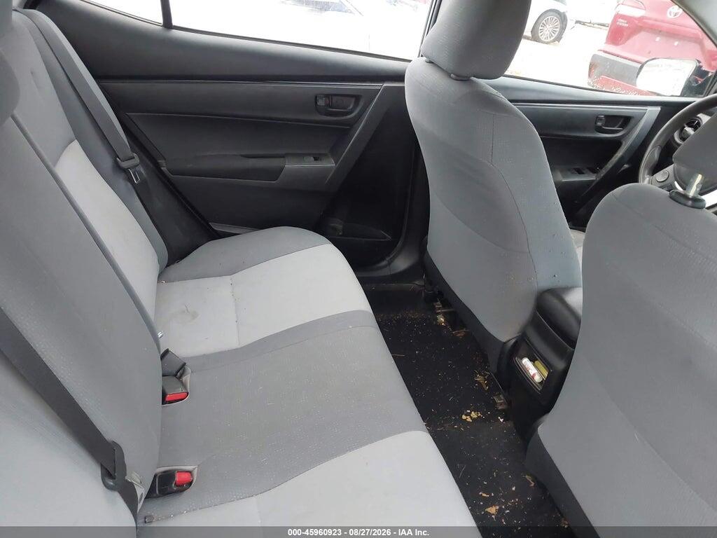 5YFBURHE3JP852271 2018 TOYOTA COROLLA photo no. 8