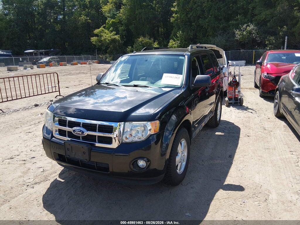 1FMCU0DG2BKC42185 2011 FORD ESCAPE photo no. 2