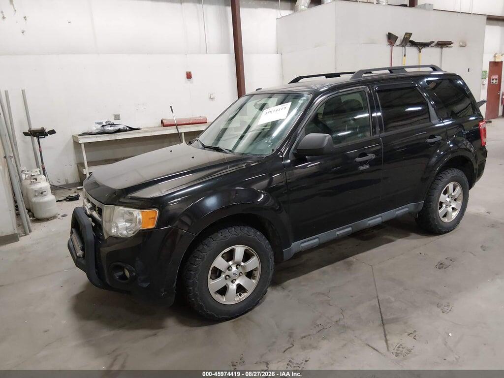 1FMCU9D72BKA82216 2011 FORD ESCAPE photo no. 2
